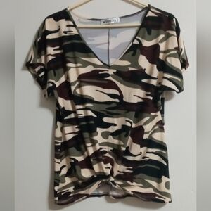 NWOT Doublju camouflage top size small 95%polyester,5%polyurethane(spandex